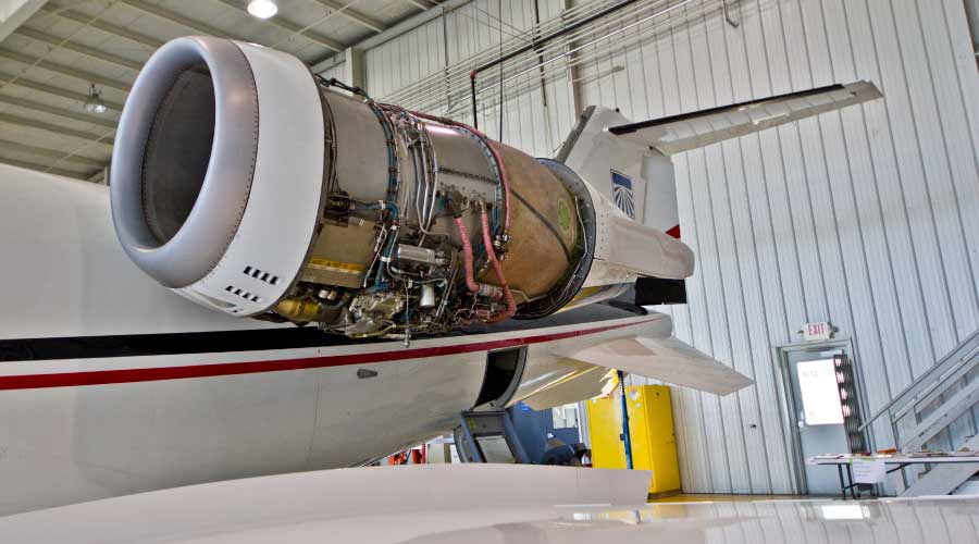 Learjet 60 Maintenance